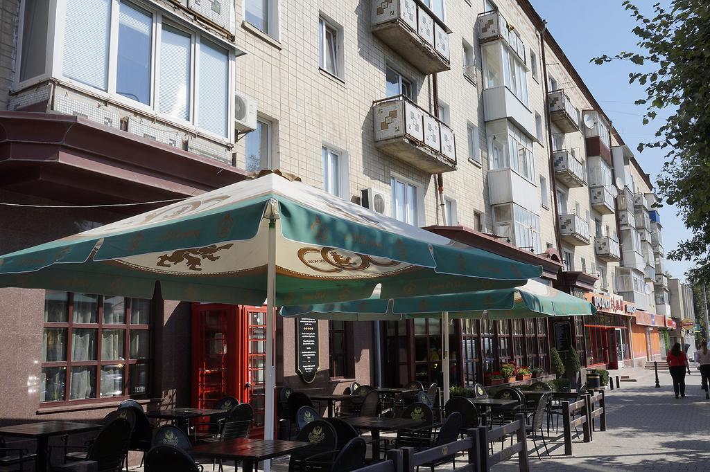 Apartment On Kniaziv Koriatovychiv Kamjanets-Podilsky Buitenkant foto