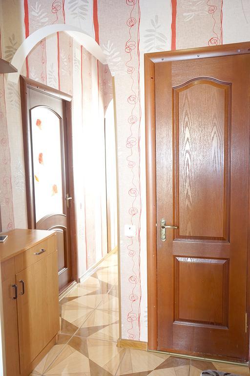 Apartment On Kniaziv Koriatovychiv Kamjanets-Podilsky Buitenkant foto